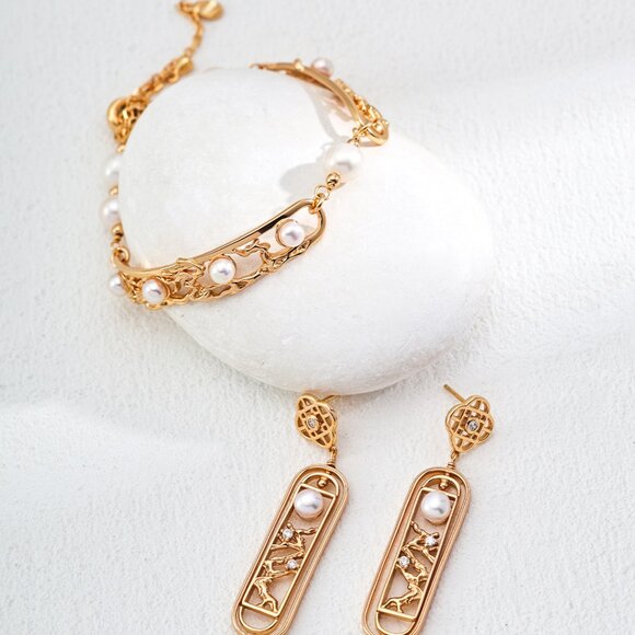 🌸 Artisan Original "Plum Blossom" Pearl Statement Dangle Earrings | S925 Gold - Picture 10 of 13